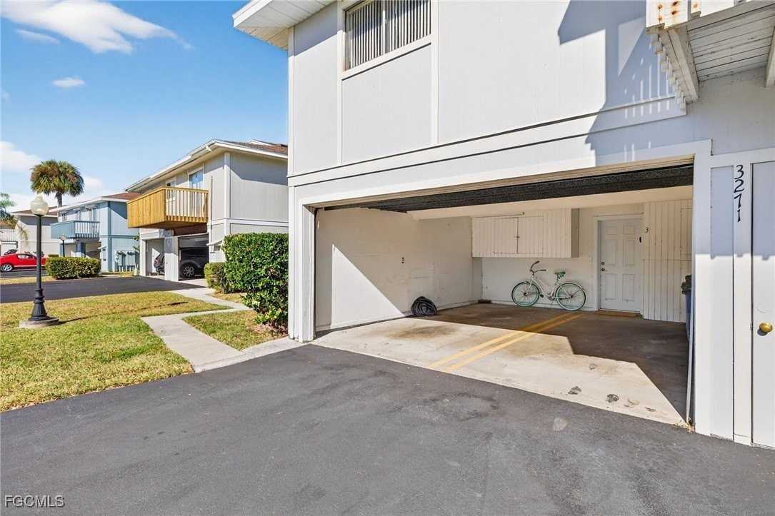 3271 Royal Canadian Trce Apt 1 #1 - Photo 5 of 25