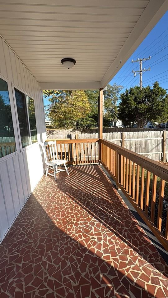 Grove St - Photo 2 of 23