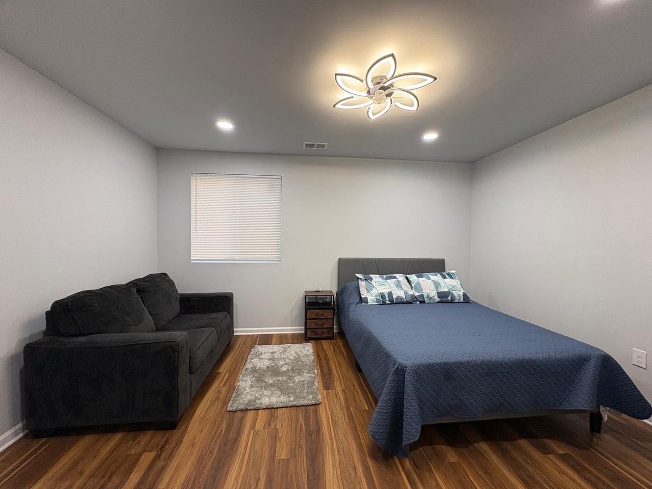 Grove St - Photo 6 of 23