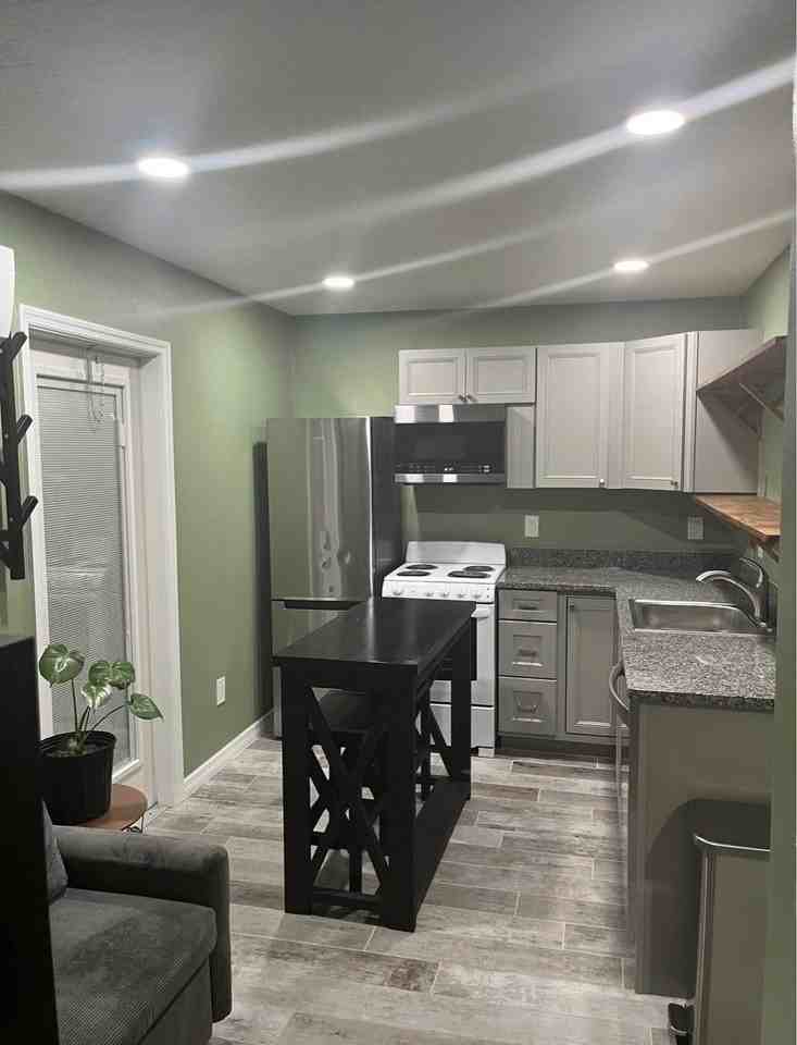 Darrow Ave - Photo 2 of 12