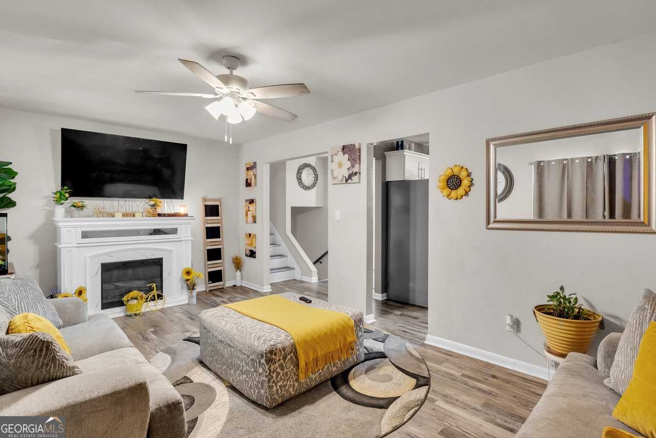 6575 Hidden Brook Trl - Photo 7 of 32