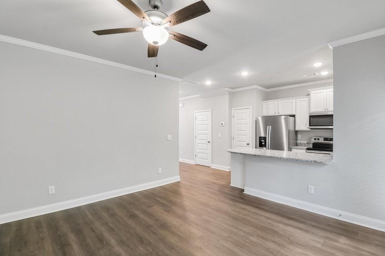 15 Sprayberry Rd Unit 23 #23 - Photo 6 of 26