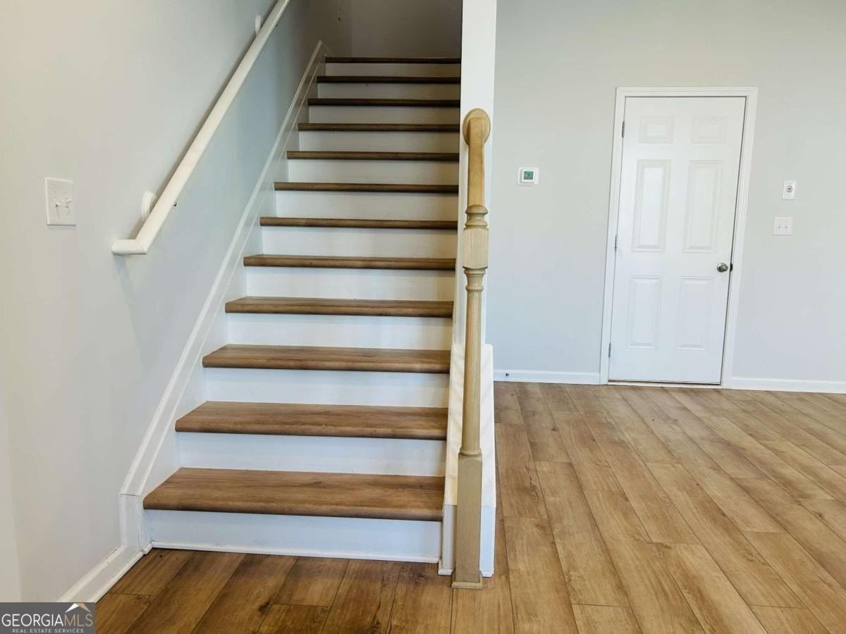 140 Reese St - Photo 7 of 41