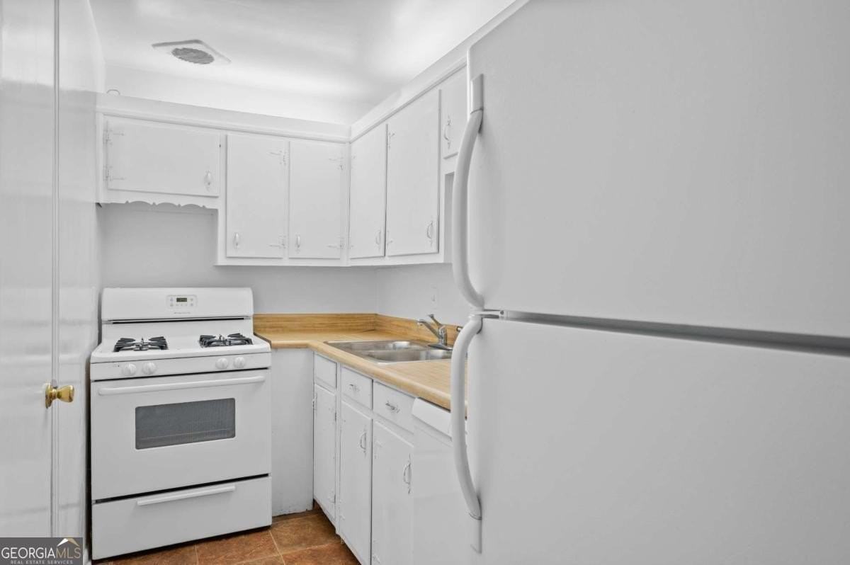 11 Peachtree Hills Ave Ne Unit B5 #B5 - Photo 6 of 11