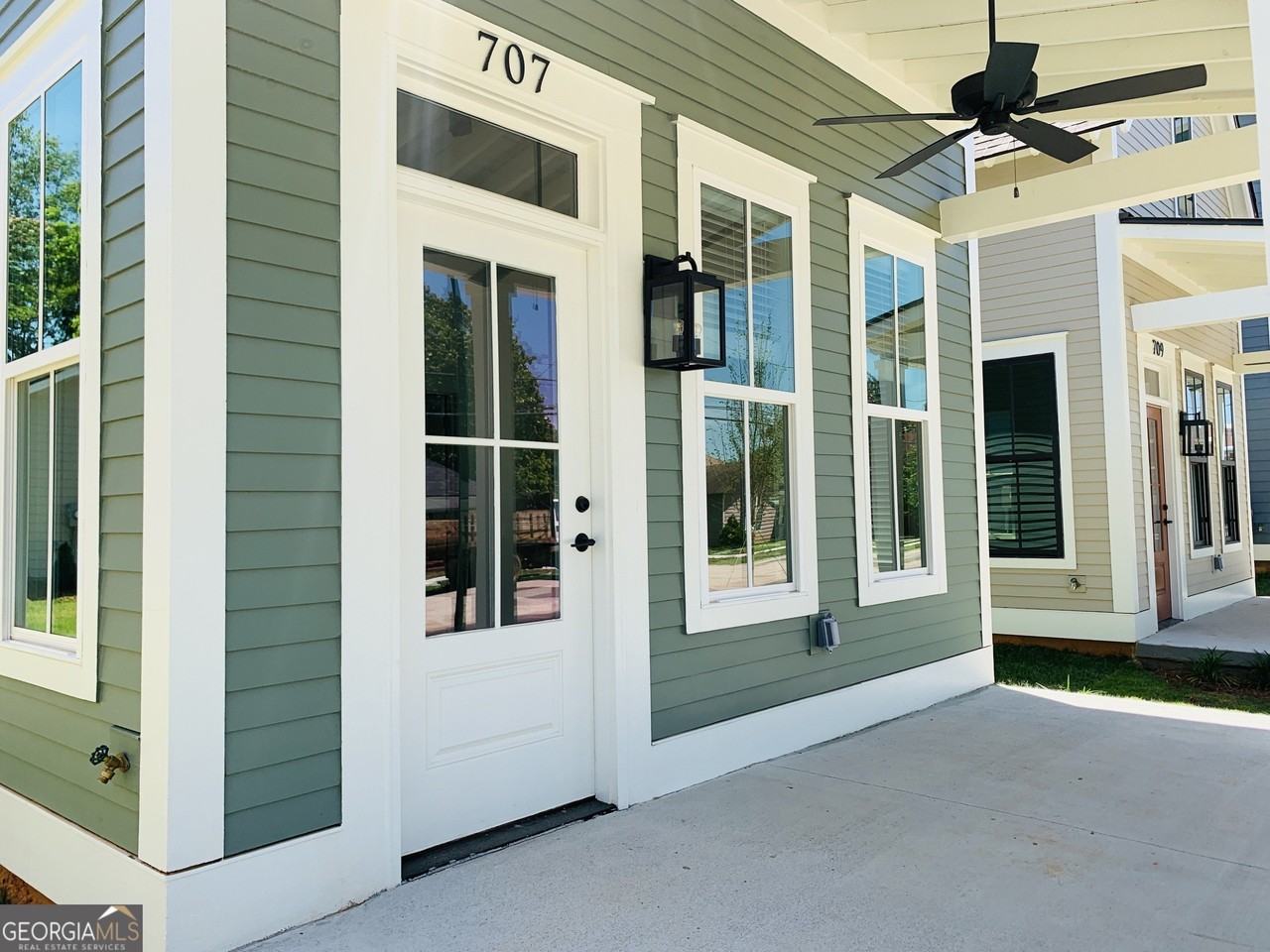 707 Jefferson St - Photo 3 of 23