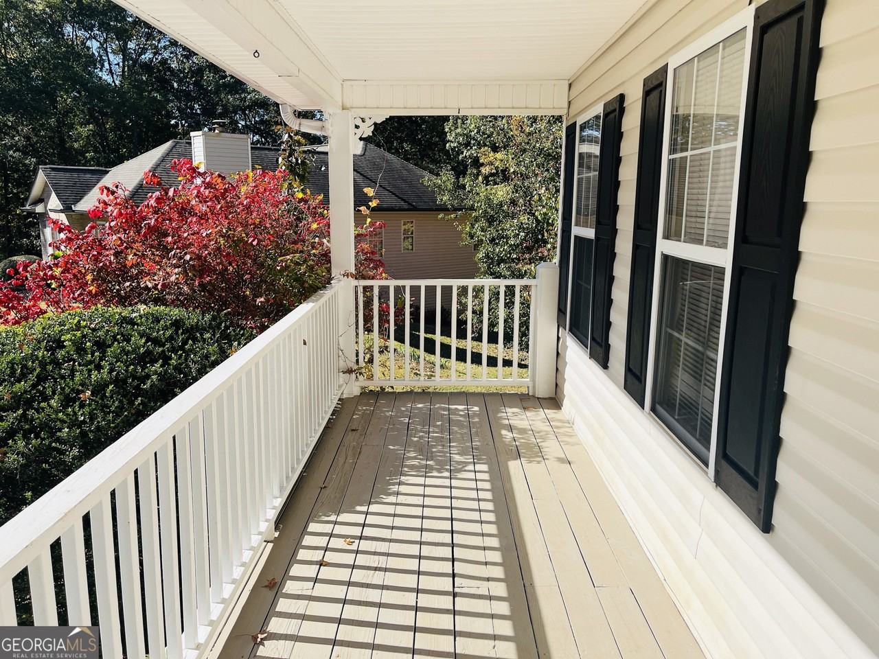 129 Lost Lake Dr - Photo 2 of 36