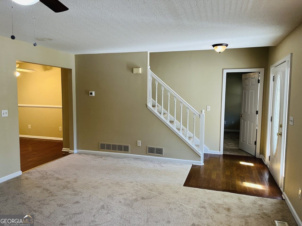 129 Lost Lake Dr - Photo 6 of 36