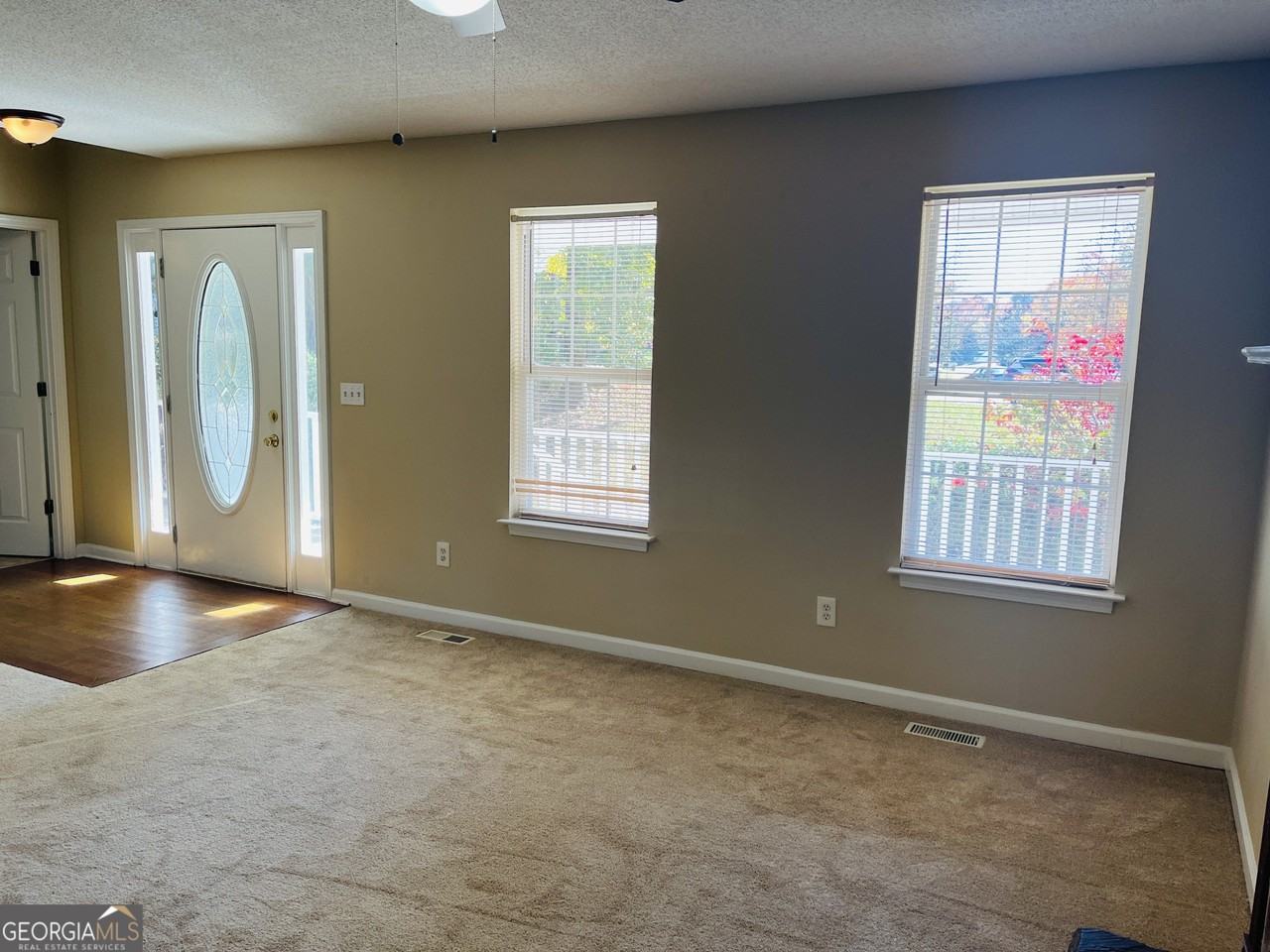 129 Lost Lake Dr - Photo 7 of 36