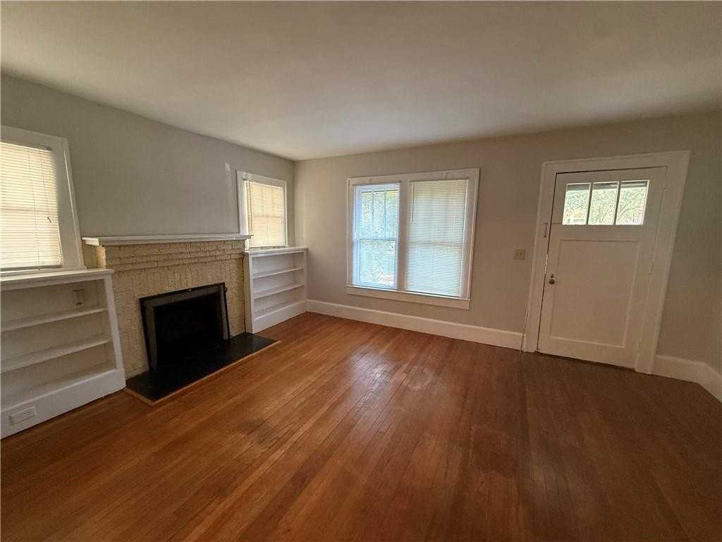 254 Tuttle Ave - Photo 2 of 13