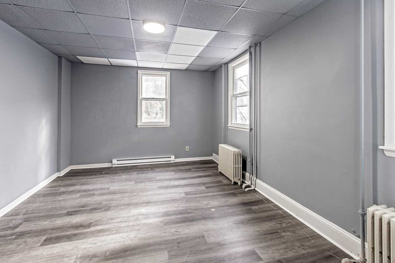 32 Walnut St #1 - Photo 6 of 12