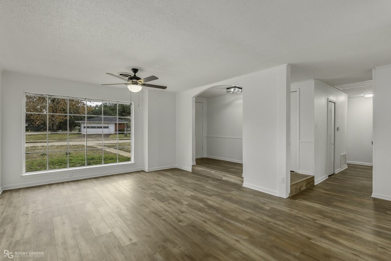 2425 Belmont Blvd #1 - Photo 2 of 20