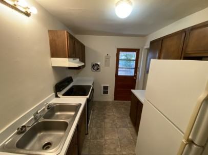 5467 Potomac Drive - Photo 6 of 25