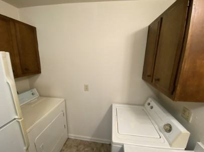 5467 Potomac Drive - Photo 7 of 25