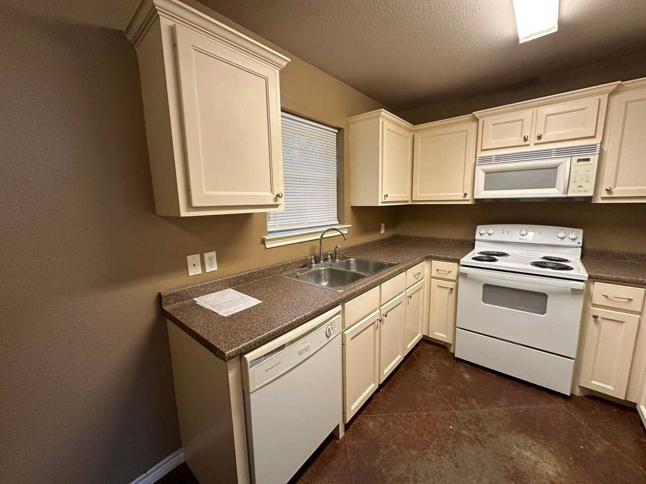 206 Memory Ln #B - Photo 5 of 13