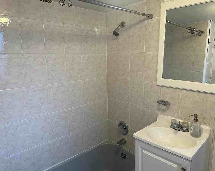 296 Webster Ave #2 - Photo 3 of 9