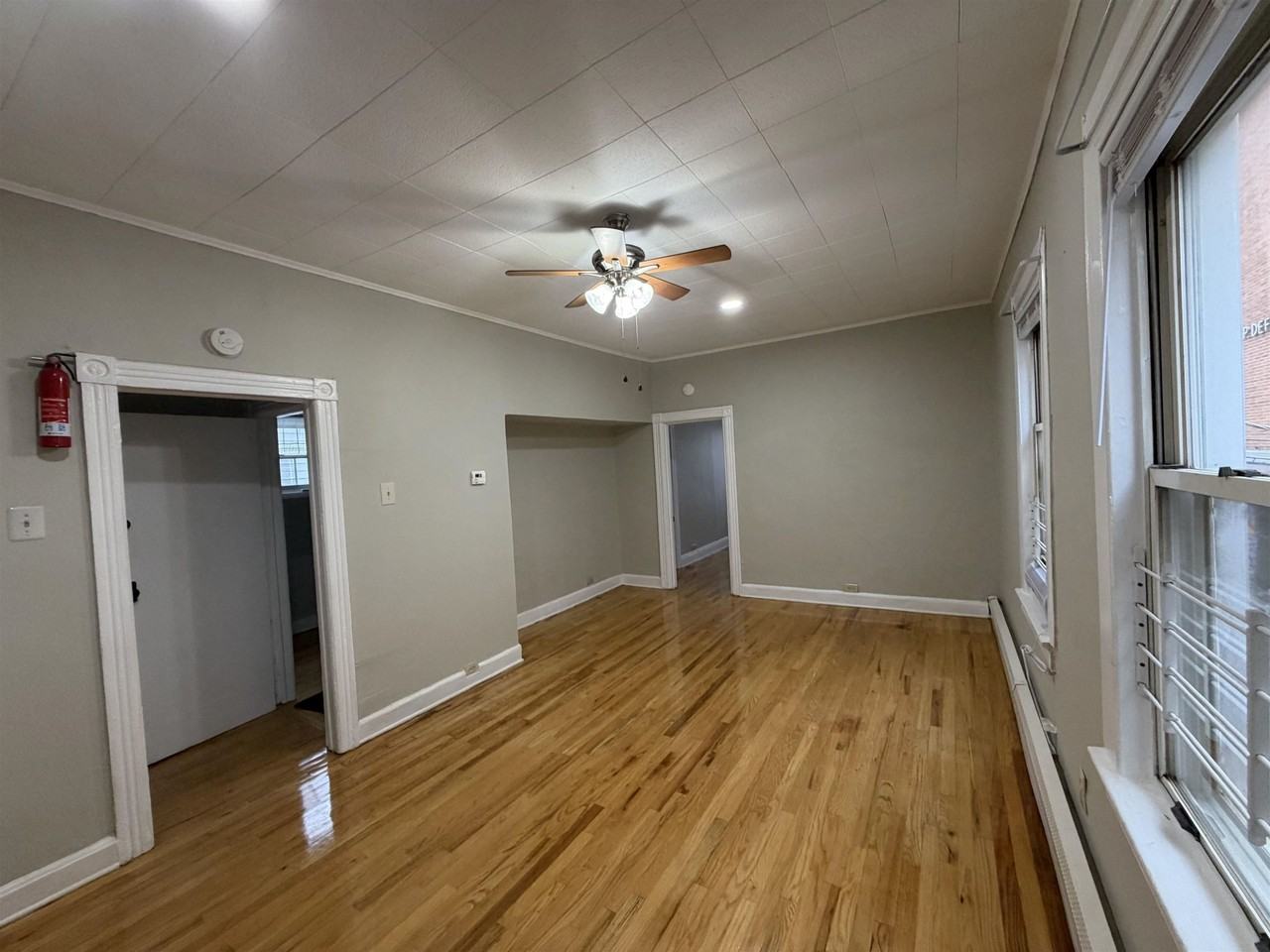 212 Plainfield Ave #2 - Photo 4 of 14