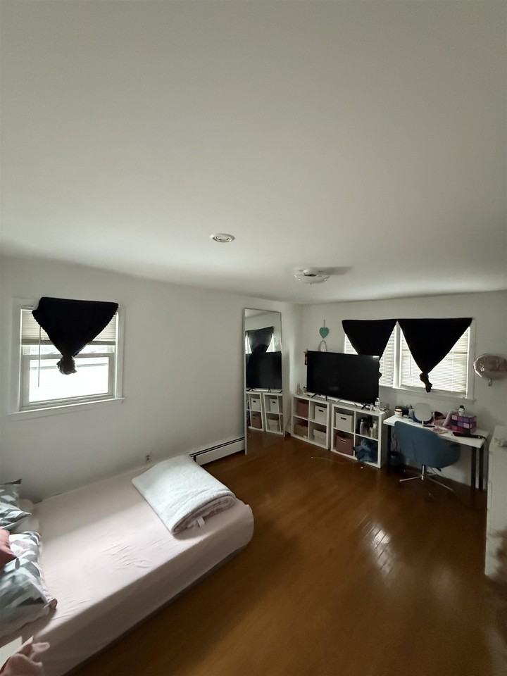 1701 83rd St #2 - Photo 5 of 8