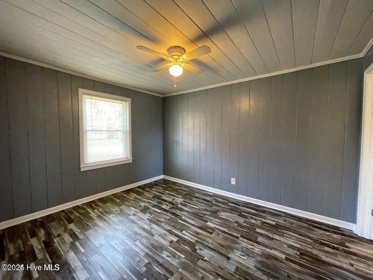 218 Richlands Ave Unit 2 #2 - Photo 5 of 6