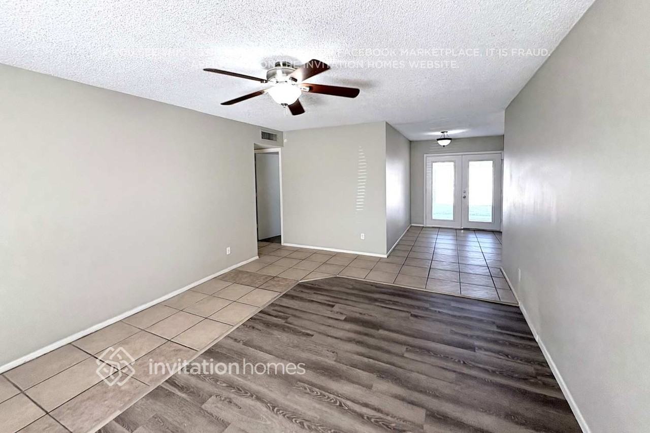 2340 W Portobello Ave - Photo 3 of 17