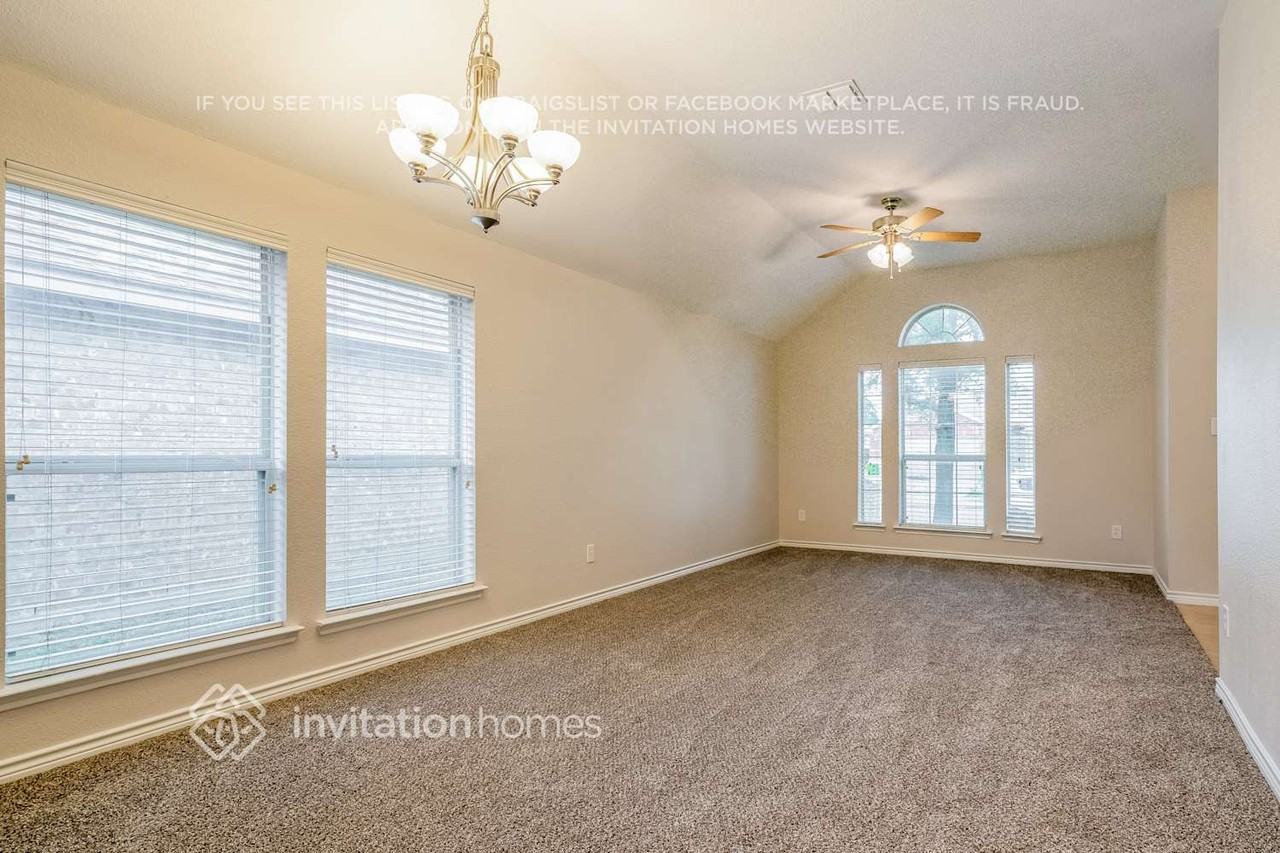 3849 Cedar Falls Dr - Photo 3 of 16