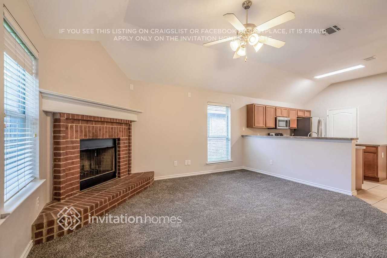 3849 Cedar Falls Dr - Photo 5 of 16