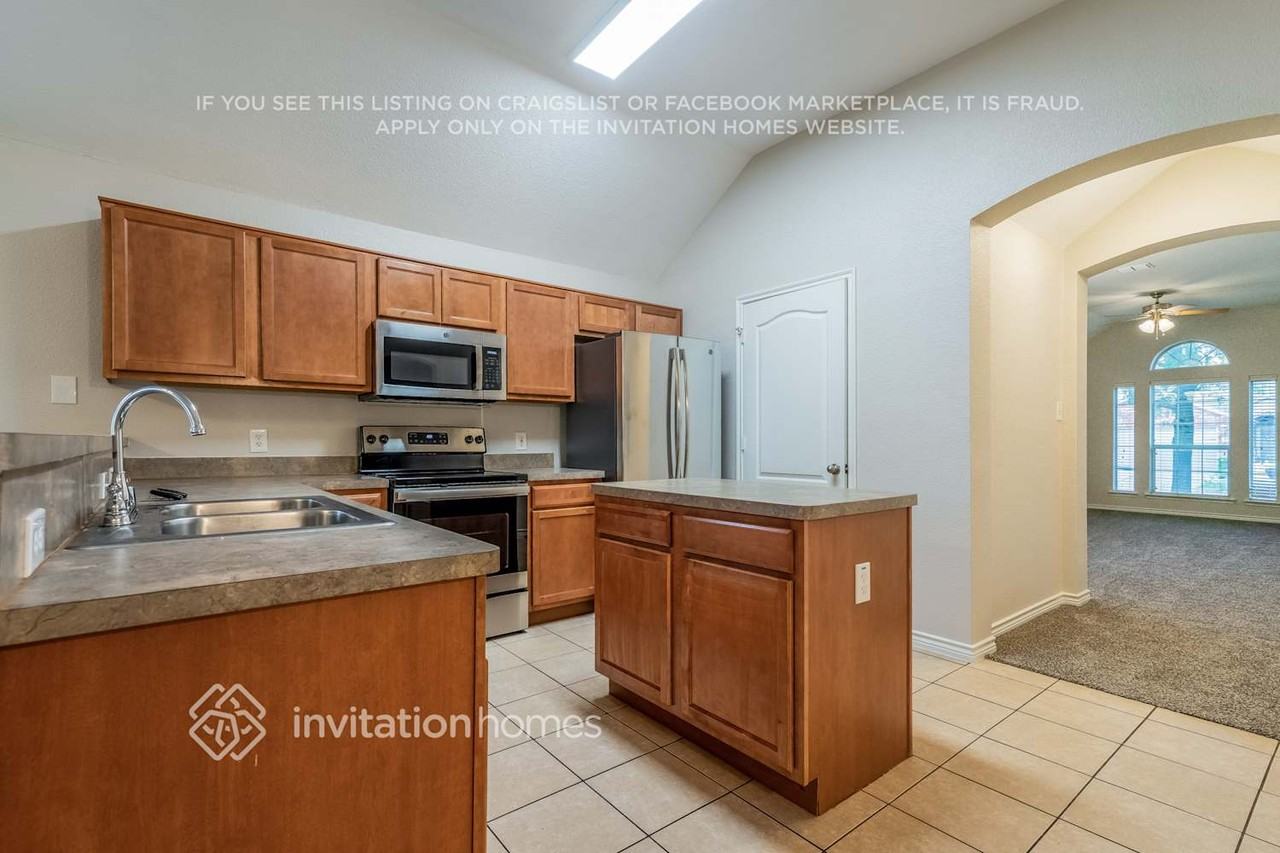 3849 Cedar Falls Dr - Photo 6 of 16