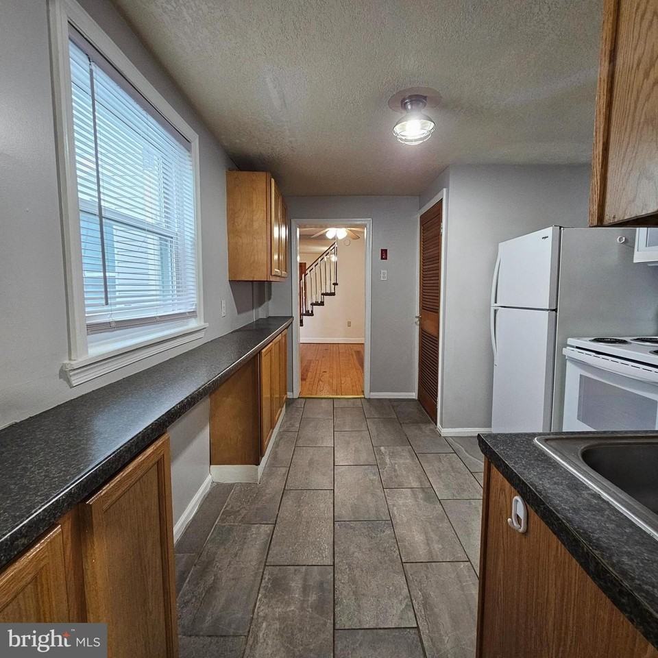 3419 Chestnut Ave - Photo 7 of 16