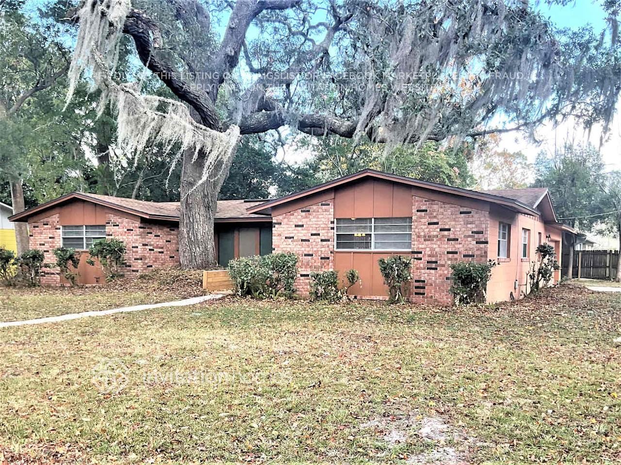 1207 Arden Ave - Photo 3 of 9