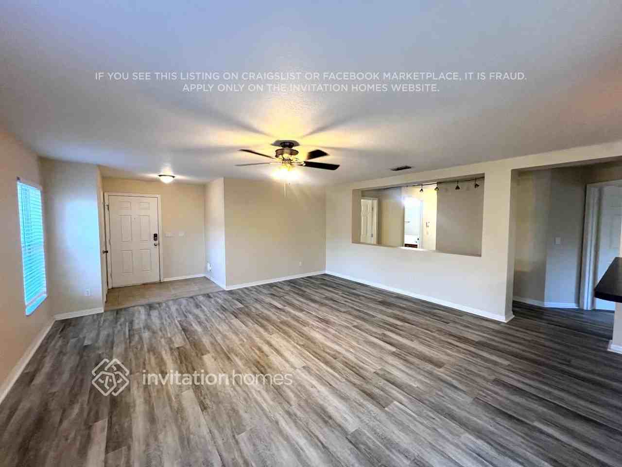 391 Sw Millard Dr - Photo 2 of 11