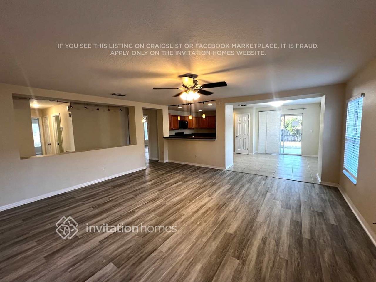 391 Sw Millard Dr - Photo 3 of 11