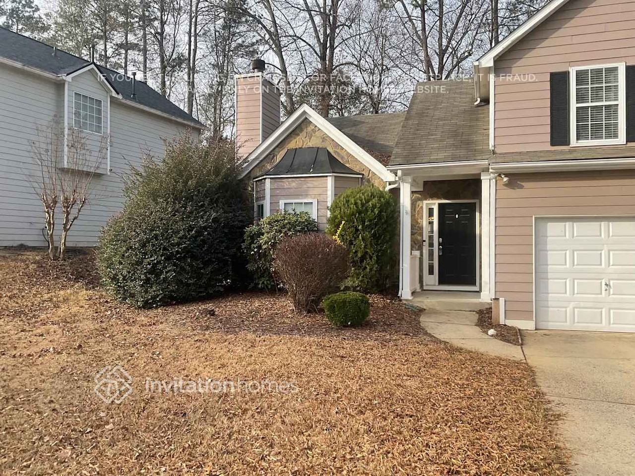 2649 Lake Park Bnd - Photo 2 of 20