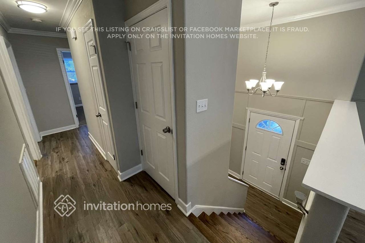 406 Meadow View Dr - Photo 2 of 19