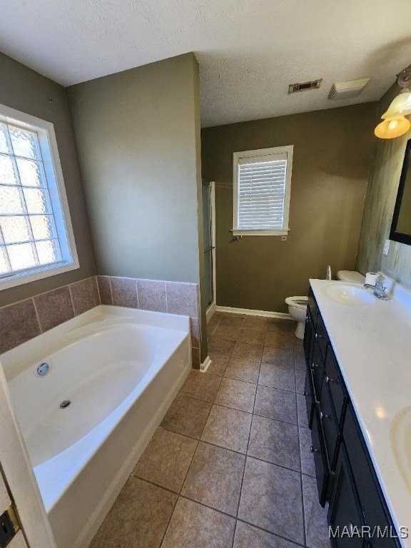 1569 Hallwood Ln - Photo 4 of 5