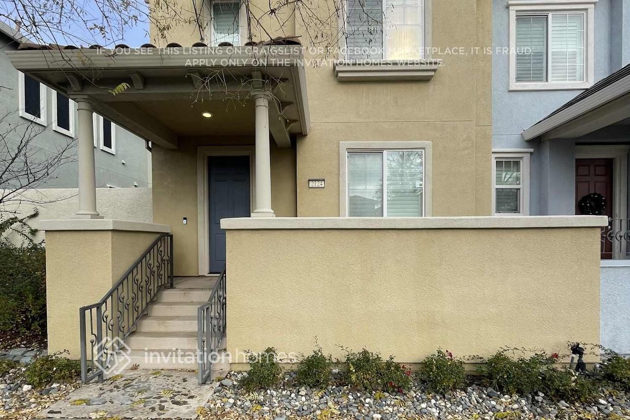 2124 Pleasant Grove Blvd