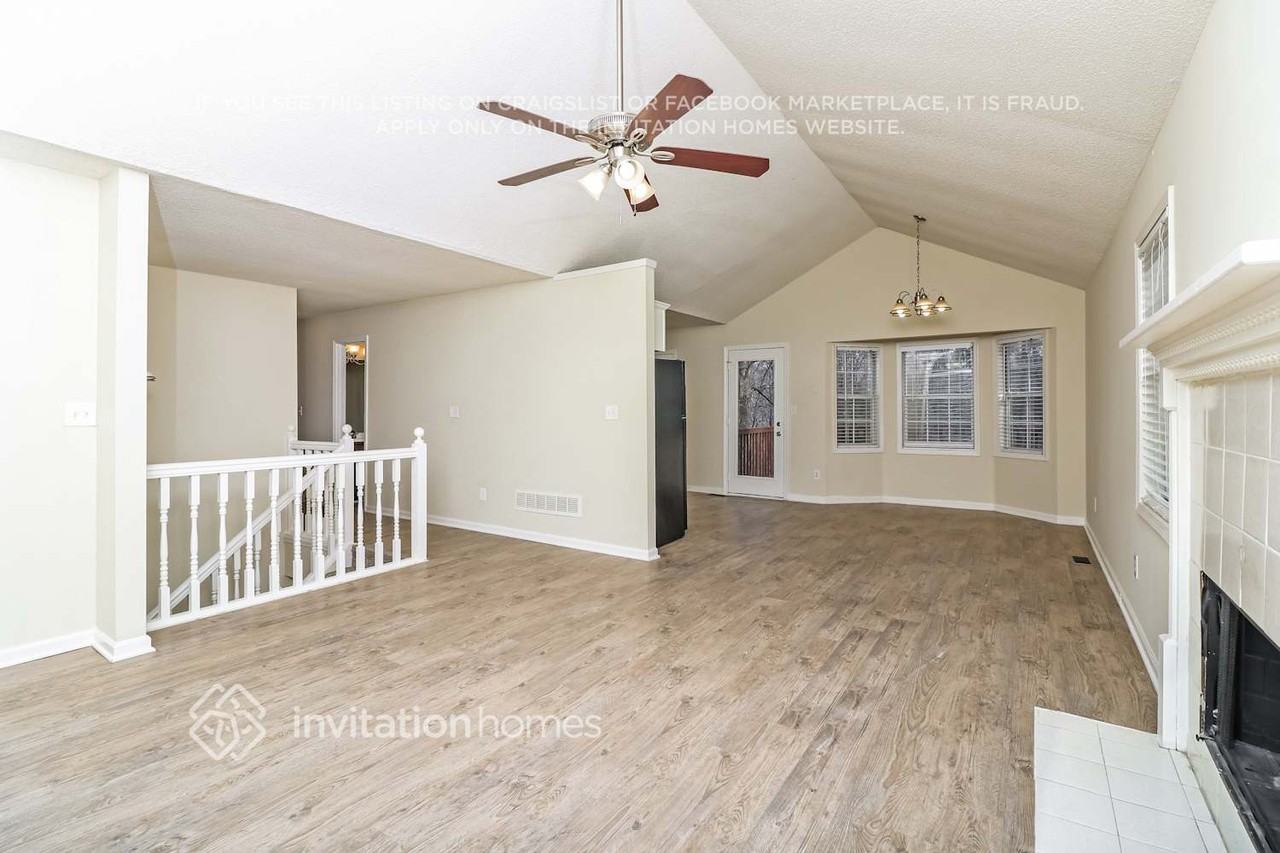 1718 Independence Dr - Photo 6 of 18