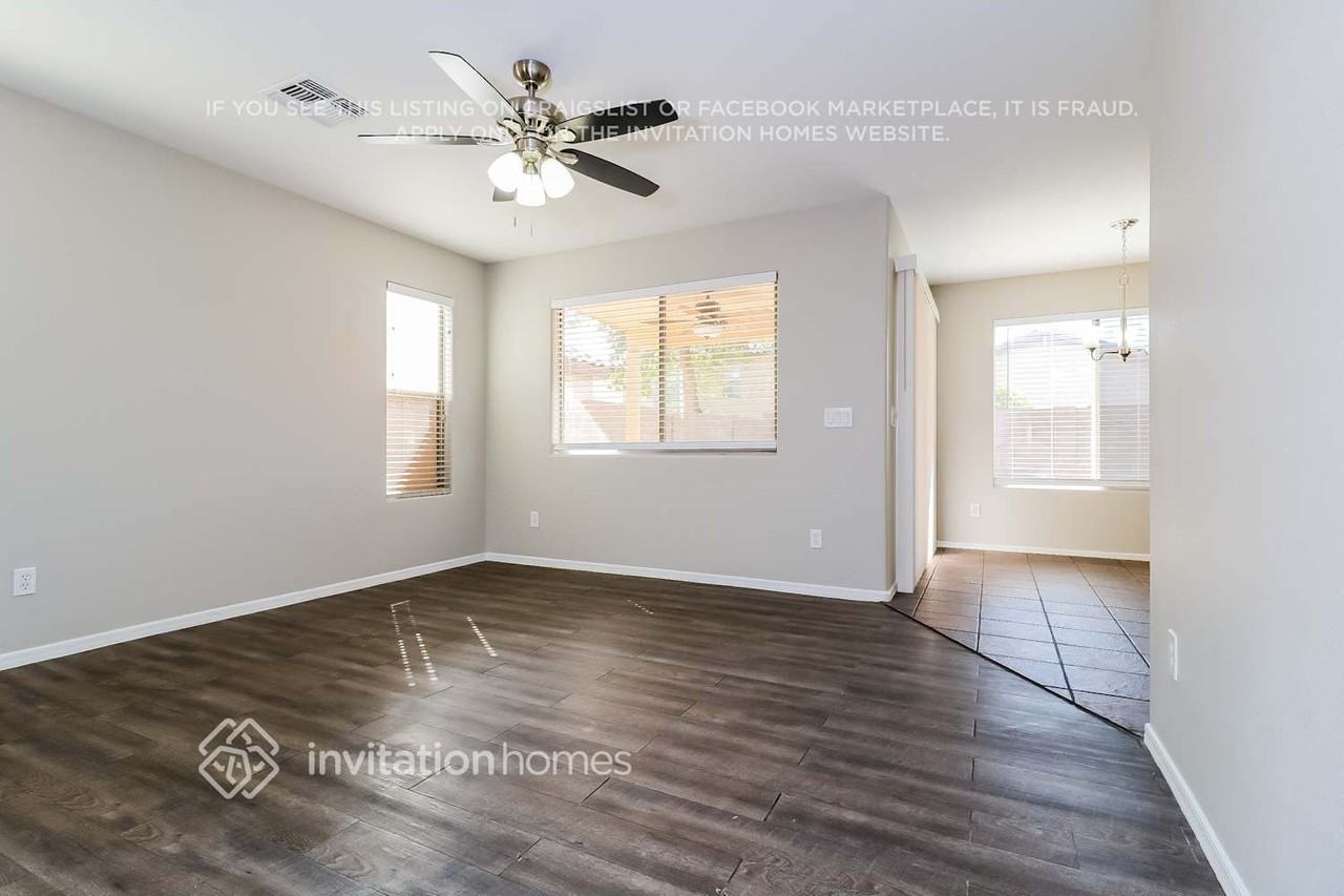 12883 W Windsor Ave - Photo 3 of 14