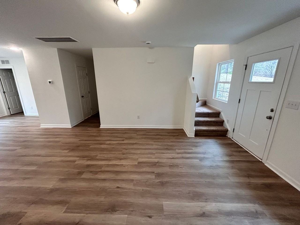 1625 University Park Dr - Photo 6 of 12