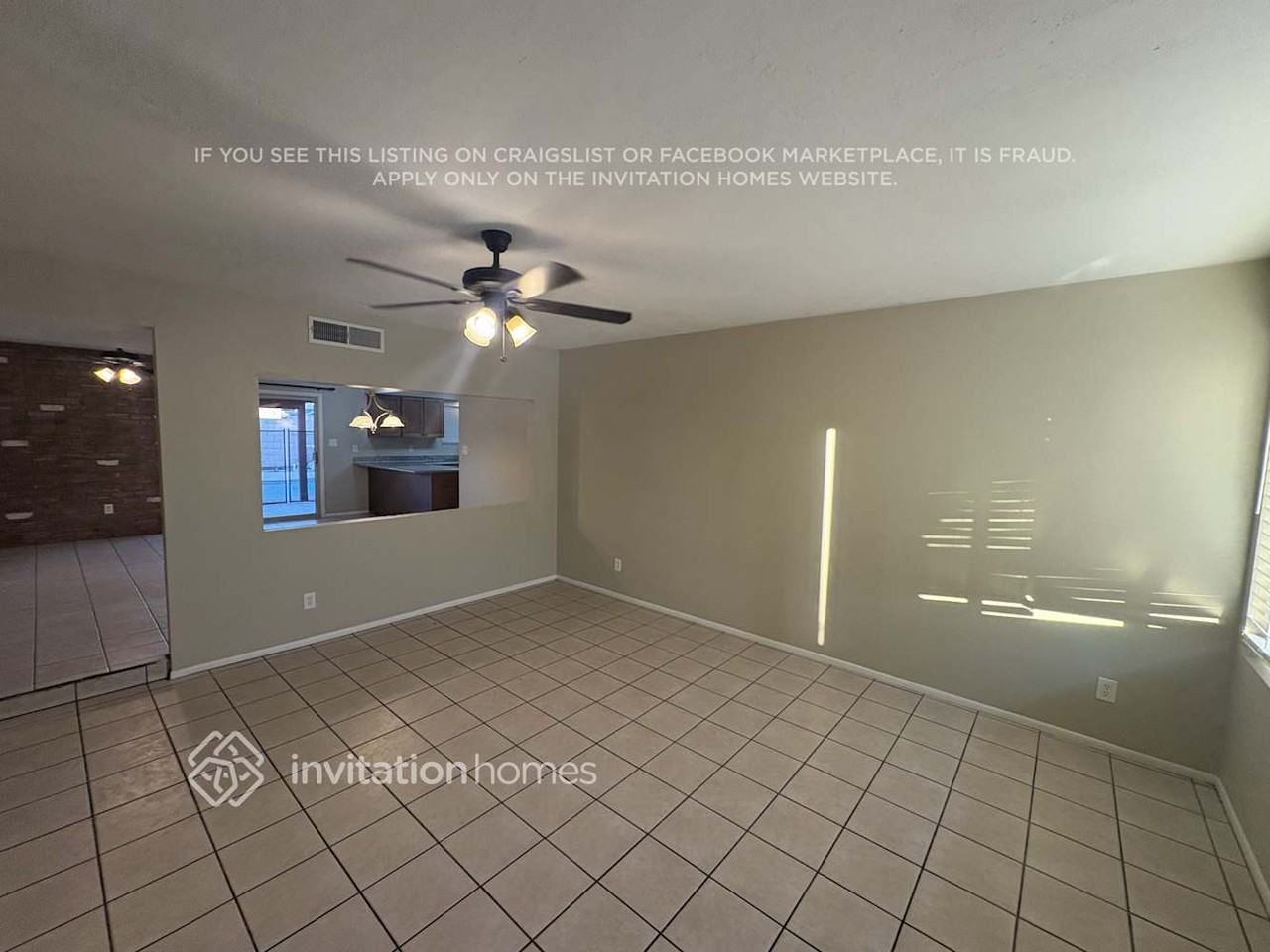 4220 W Mission Ln - Photo 2 of 15