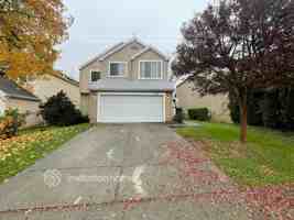 featured image of 2592 Clipper Ln