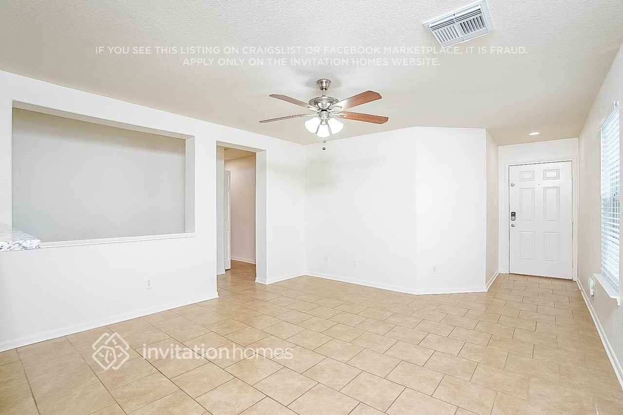 18223 Misty Jade Ln - Photo 3 of 13