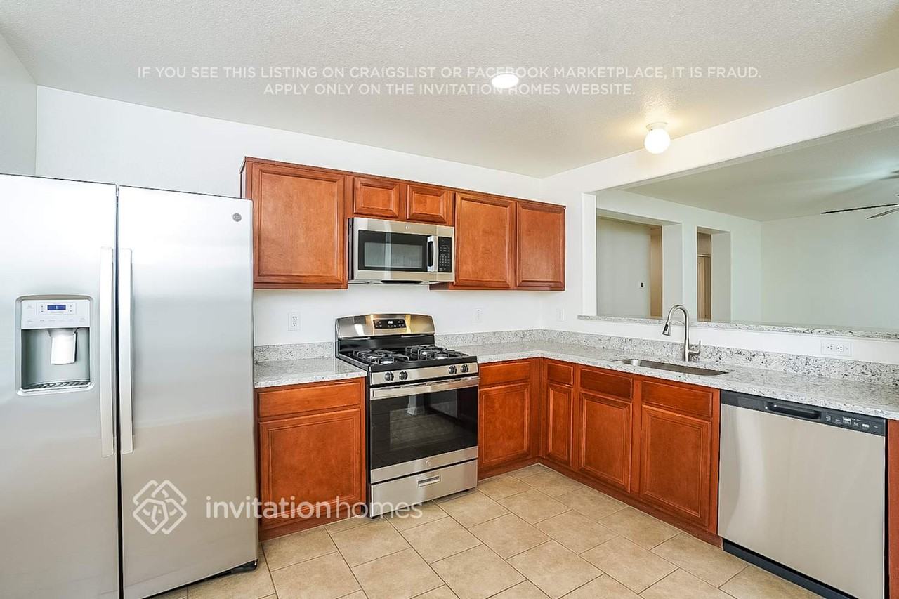 18223 Misty Jade Ln - Photo 5 of 13