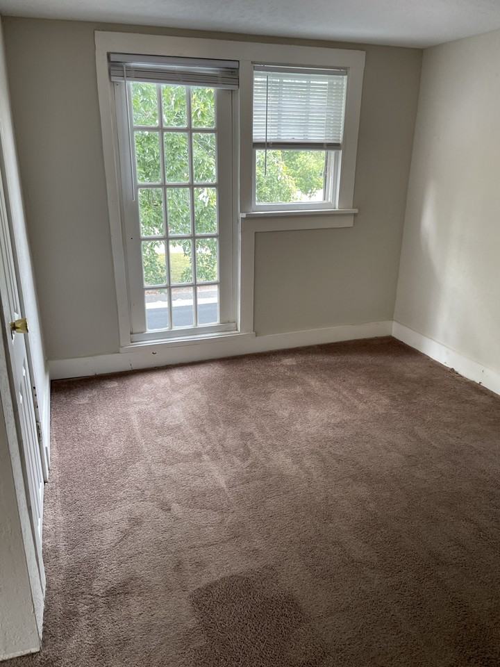 506 S 18th St #2 - Photo 4 of 7