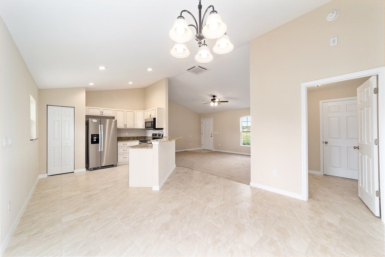 194 Willow Rd #1 - Photo 3 of 9