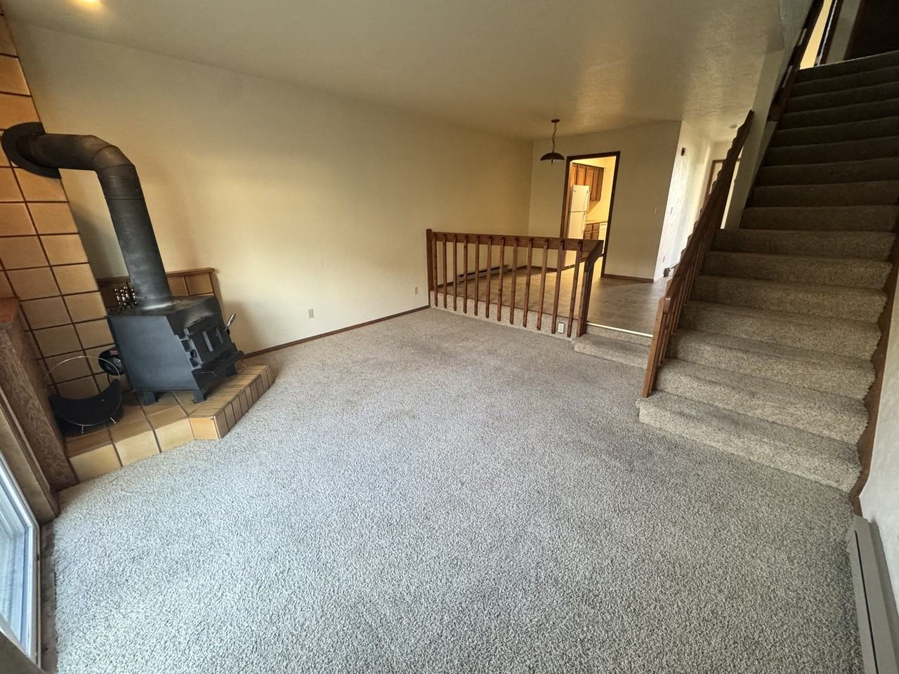 220 S 16th Ave #D - Photo 2 of 11