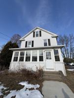 featured image of 152 Russell St #2