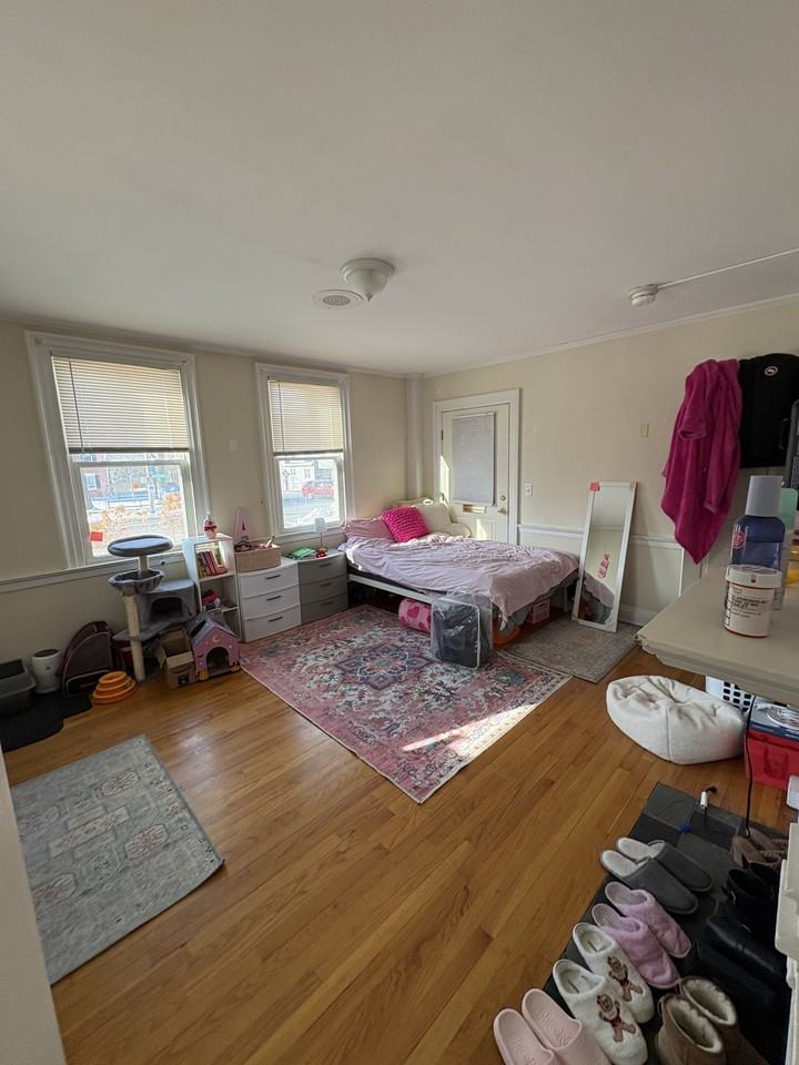 1185 N Pleasant St #A - Photo 4 of 10