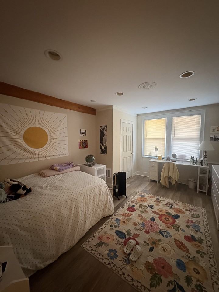 1185 N Pleasant St #A - Photo 5 of 10