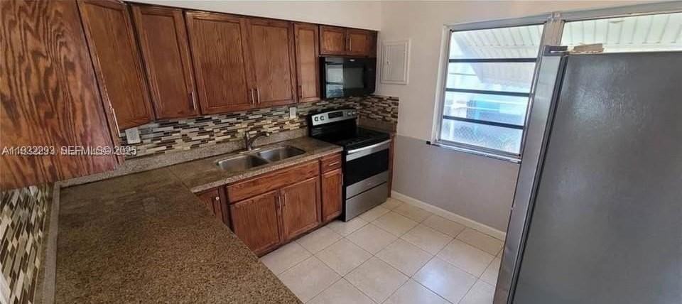 4100 Sw 36th St - Photo 3 of 5