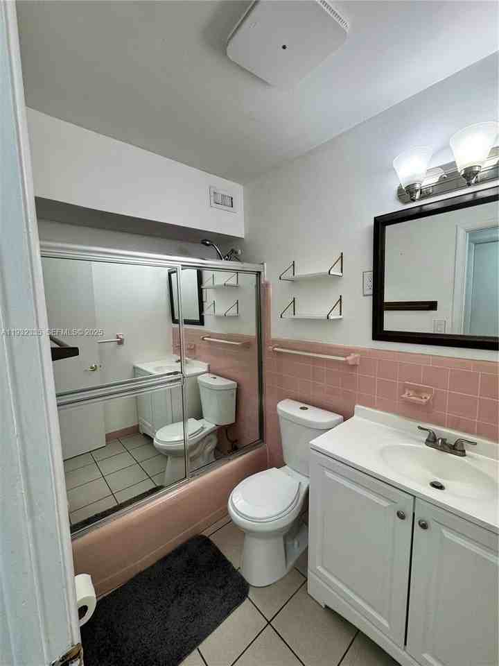 9111 Sw 20th St - Photo 6 of 11