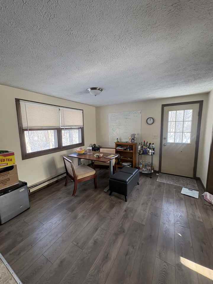 98 Pelham Rd #1 - Photo 3 of 14